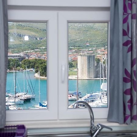 Apartments Maria Trogir Exterior photo